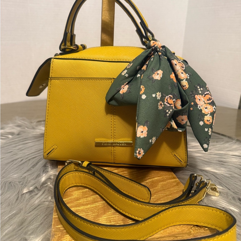 Chic STEVE MADDEN Yellow mustard Mini Bag with Floral Scarf